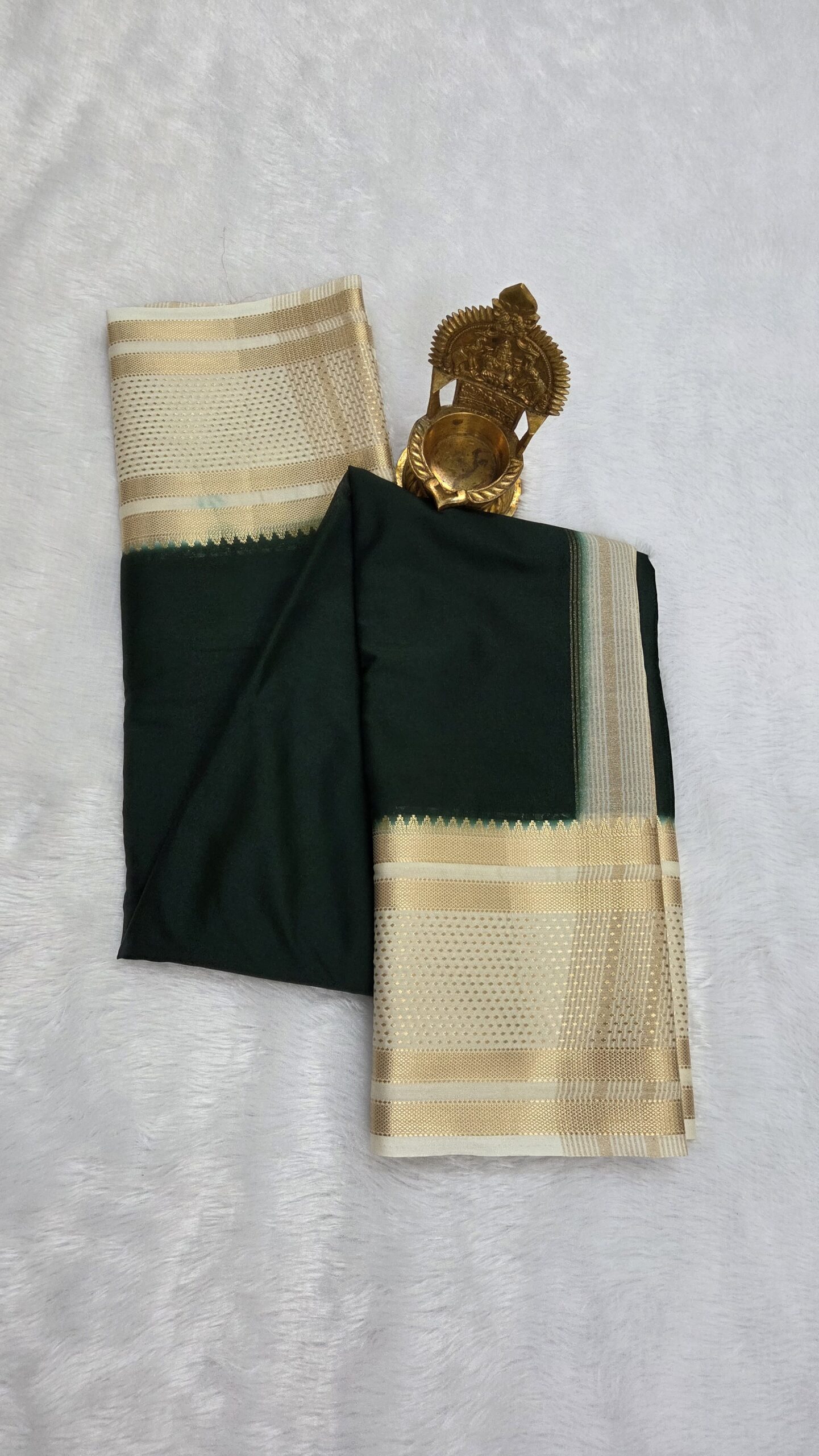 Cream Boarder semi mysore crepe silk saree - Image 7