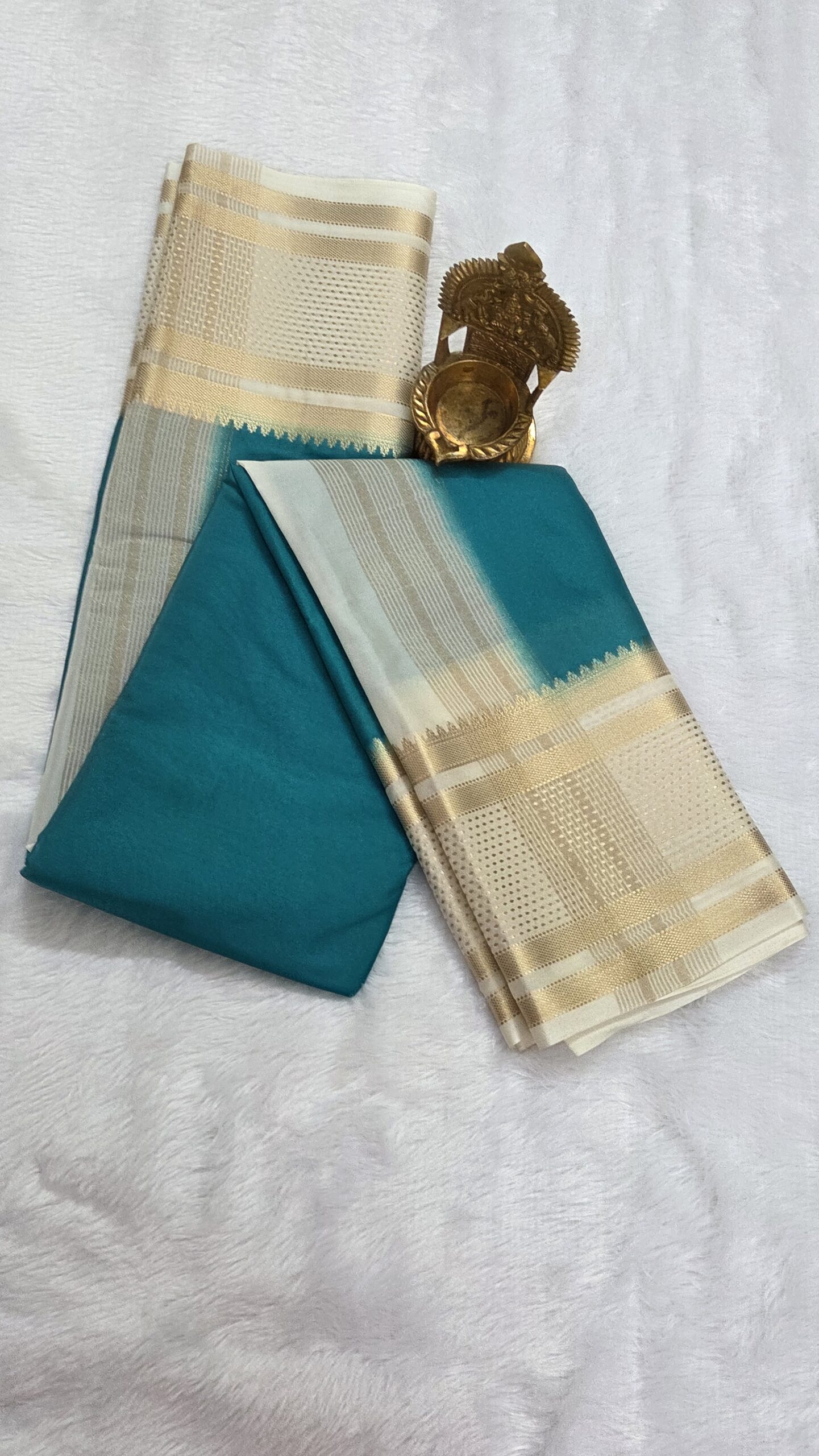 Cream Boarder semi mysore crepe silk saree - Image 2